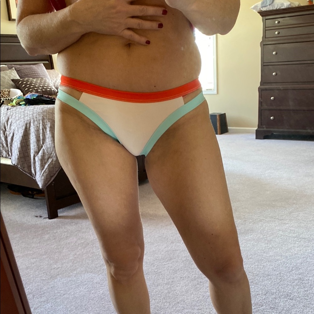 NWOT Colorblock Bikini Bottom